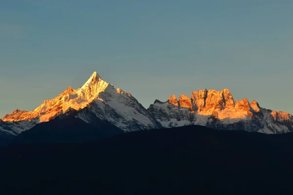 Vista Panorámica Del Hermoso Paisaje Montañoso — Foto de Stock