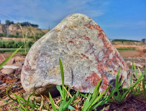Gran Trozo Piedra Suelo — Foto de Stock