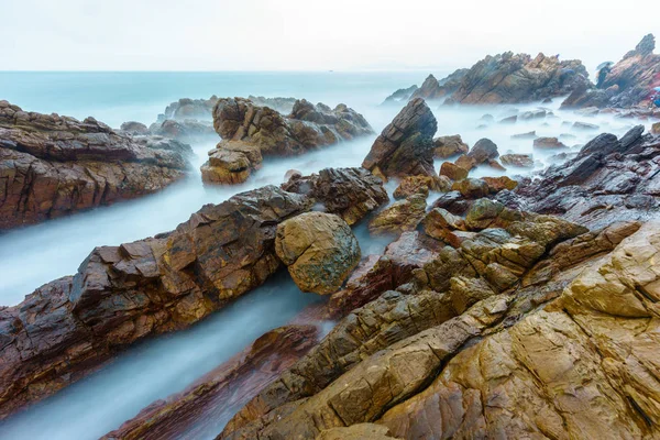 Hermoso Paisaje Con Rocas Mar — Foto de Stock