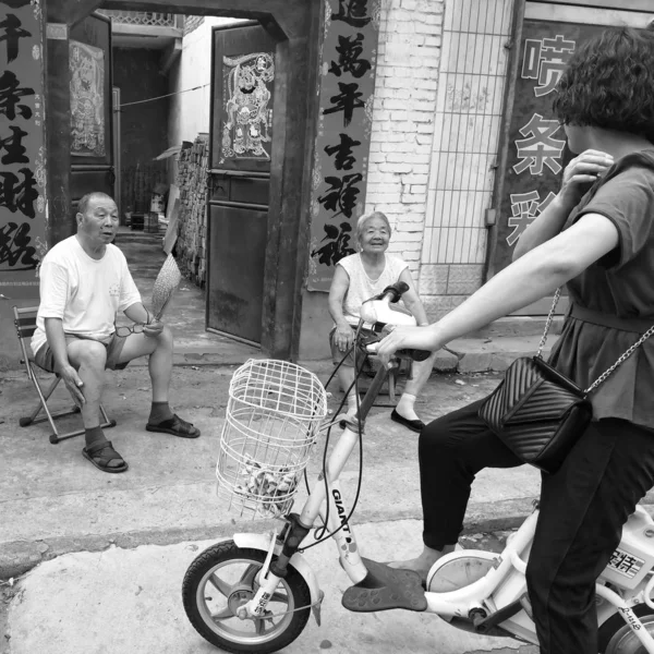 Pareja Ancianos Calle — Foto de Stock