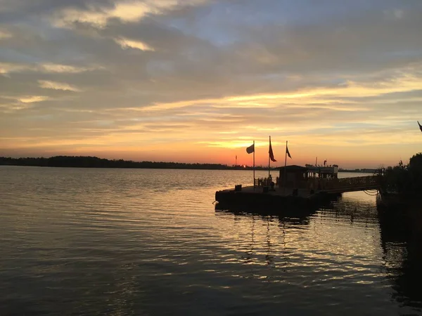 Puesta Sol Sobre Mar — Foto de Stock