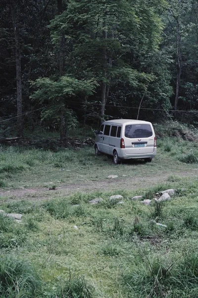 Coche Viejo Bosque — Foto de Stock