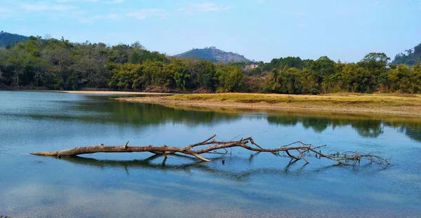 Lago Las Montañas — Foto de Stock