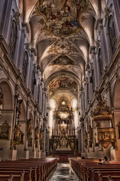 Interior Catedral Iglesia Del Gótico Del Siglo Católico — Foto de Stock