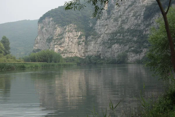 Lago Las Montañas — Foto de Stock