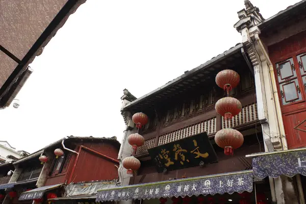 Chino Techo Rojo Tradicional Con Una Linterna Mucho Templo Buddhist — Foto de Stock