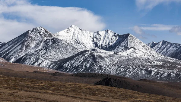 Paisaje Montaña Con Nieve Cielo Azul — Foto de Stock