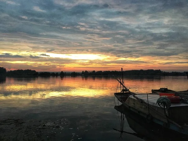 Puesta Sol Lago Por Noche — Foto de Stock