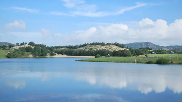 Vista Del Lago Las Montañas — Foto de Stock