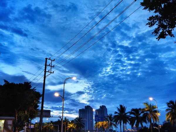 Hermosa Puesta Sol Ciudad — Foto de Stock