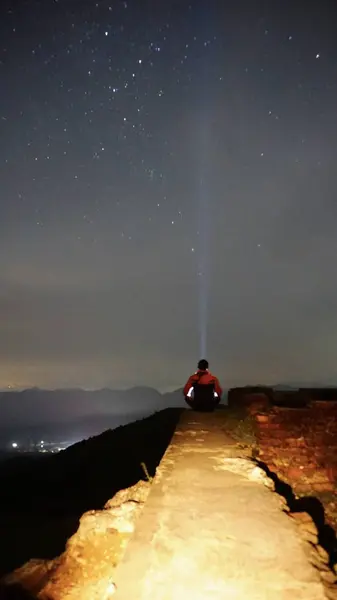 Paisaje Nocturno Con Una Hermosa Luz Fondo — Foto de Stock