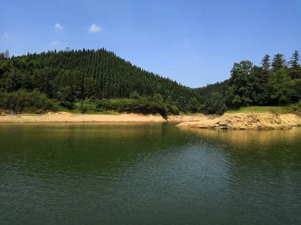 Lago Las Montañas — Foto de Stock