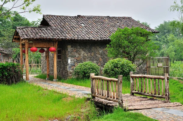 Vista Della Vecchia Casa Nel Villaggio — Foto Stock