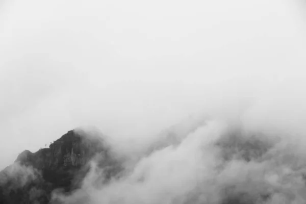 Nevoeiro Nas Montanhas — Fotografia de Stock