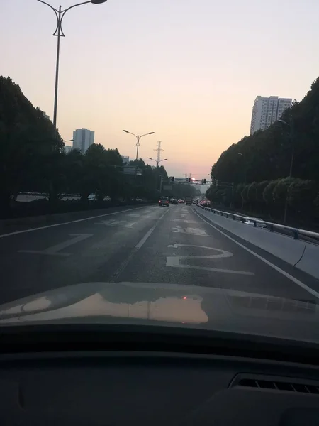 Vista Ciudad Carretera Por Noche — Foto de Stock