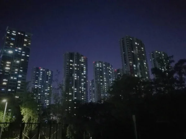 Horizonte Ciudad Por Noche — Foto de Stock
