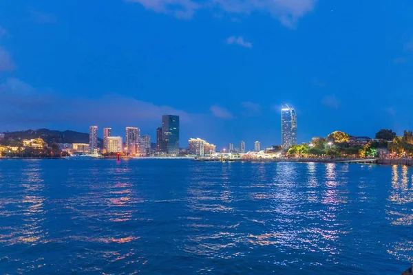 Horizonte Ciudad Por Noche — Foto de Stock