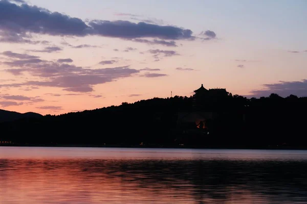 Puesta Sol Sobre Lago — Foto de Stock