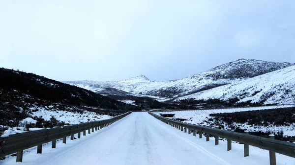 Camino Las Montañas Invierno — Foto de Stock