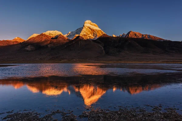 Meer Bergen Van Patagonië Argentinië — Stockfoto