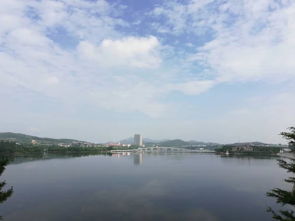 Hermosa Vista Del Lago — Foto de Stock