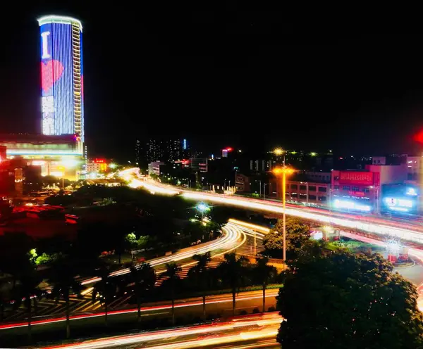 Tráfico Ciudad Por Noche — Foto de Stock