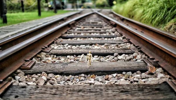 Trilhas Ferroviárias Vazias Perto Cidade — Fotografia de Stock