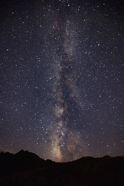 Samanyolu Galaksisi Gökyüzünde Yıldızlar — Stok fotoğraf