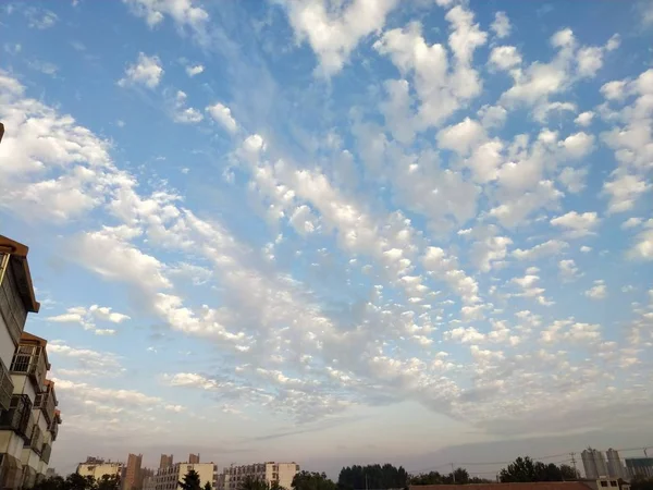 Hermoso Paisaje Con Nubes Cielo — Foto de Stock