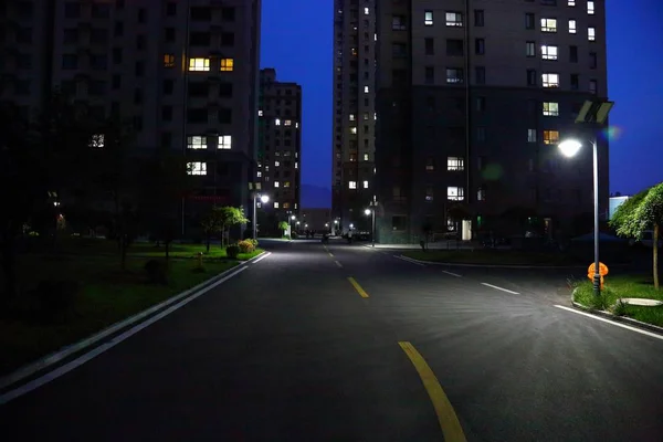 Tráfico Ciudad Por Noche — Foto de Stock