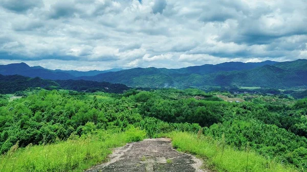 Schöne Landschaft Den Bergen — Stockfoto