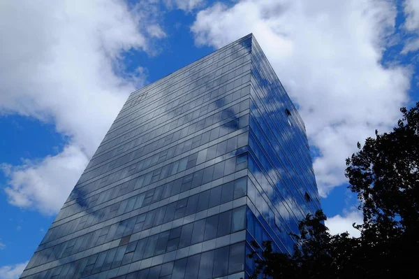 Edificio Moderno Ciudad — Foto de Stock