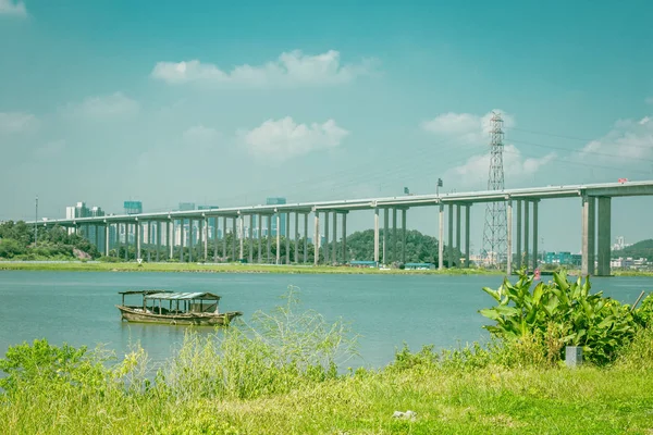 Vista Del Puente Sobre Río Parque — Foto de Stock