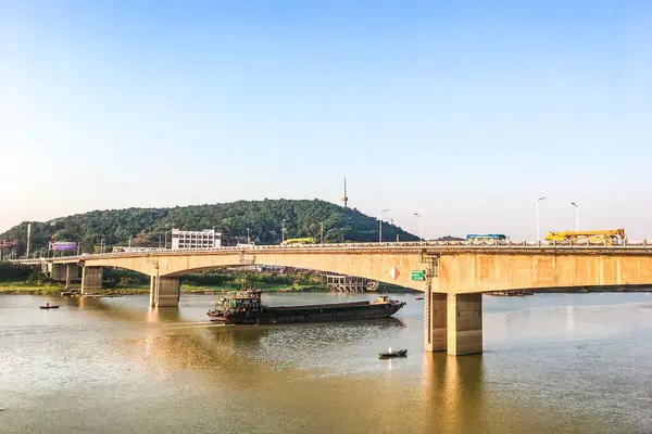 Vista Ciudad Del Puente Por Mañana — Foto de Stock