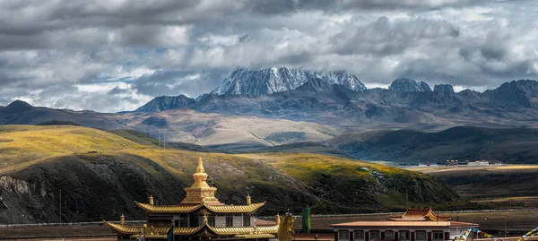 Estupa Budista Las Montañas Del Tíbet —  Fotos de Stock