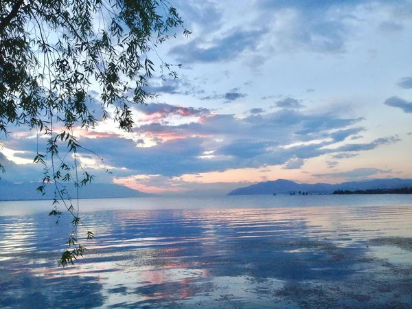 美丽落日的风景如画 — 图库照片