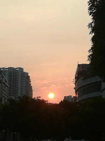 Puesta Sol Sobre Ciudad — Foto de Stock