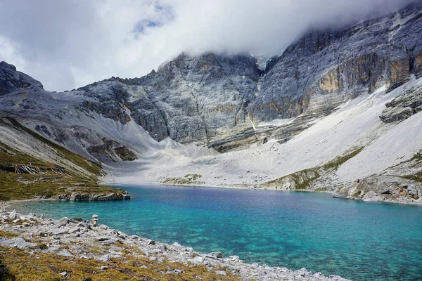 Bergslandskap Bergen Kaukasus — Stockfoto