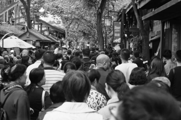 Borrosa Gente Multitud Del Casco Antiguo — Foto de Stock