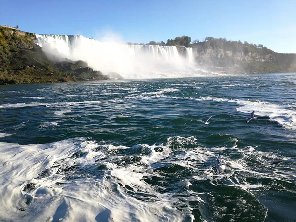 Niagara Cae Lado Canadiense — Foto de Stock