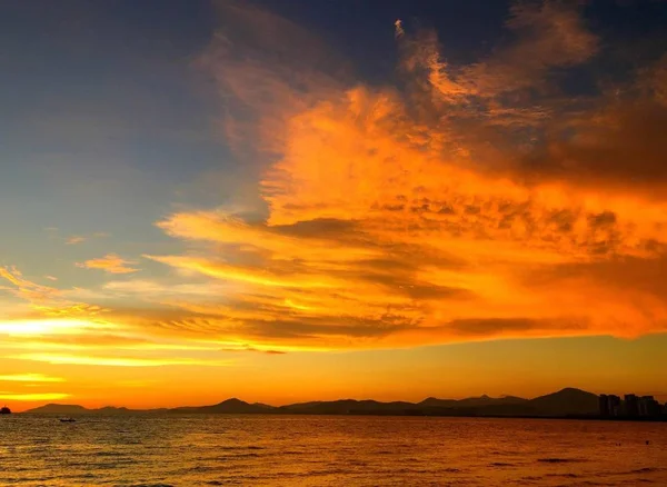 Belo Pôr Sol Sobre Mar — Fotografia de Stock