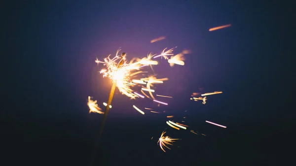 Luces Fuego Chispeantes Por Noche — Foto de Stock