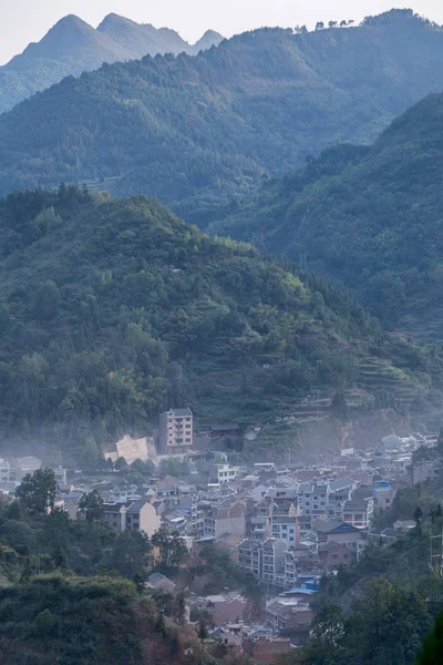 Vista Las Montañas Montaña Ciudad China — Foto de Stock