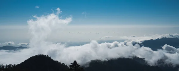 Nubes Las Montañas — Foto de Stock