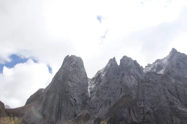 Hermoso Paisaje Las Montañas — Foto de Stock