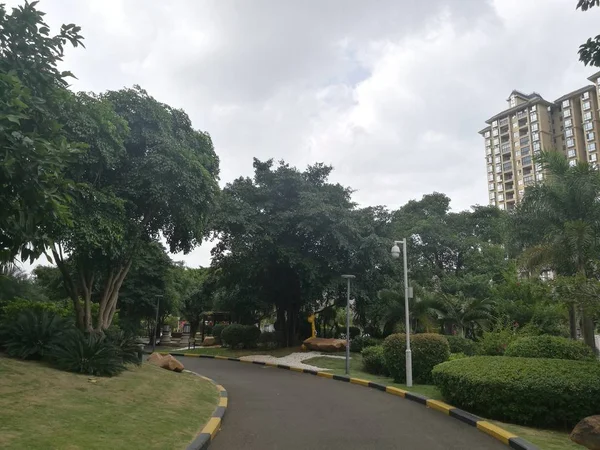 Vista Del Parque Ciudad Por Mañana — Foto de Stock