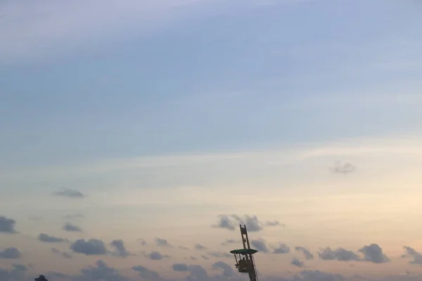 Silueta Hermoso Cielo Atardecer Con Nubes — Foto de Stock