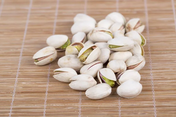 dried peanuts nuts, food