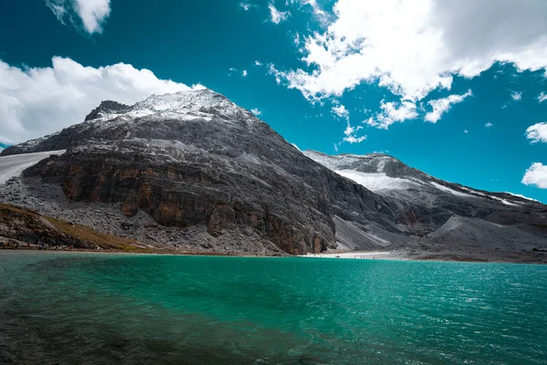 Lago Montanha Nas Montanhas Dos Alpes — Fotografia de Stock