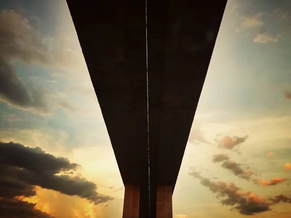 Silueta Puente Atardecer — Foto de Stock